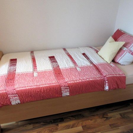 Private Apartment Near Fair Ground Hannover Exterior foto