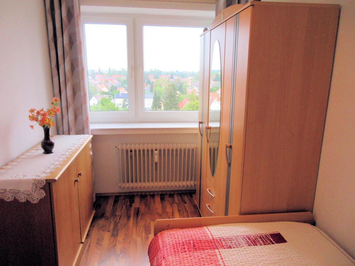Private Apartment Near Fair Ground Hannover Exterior foto