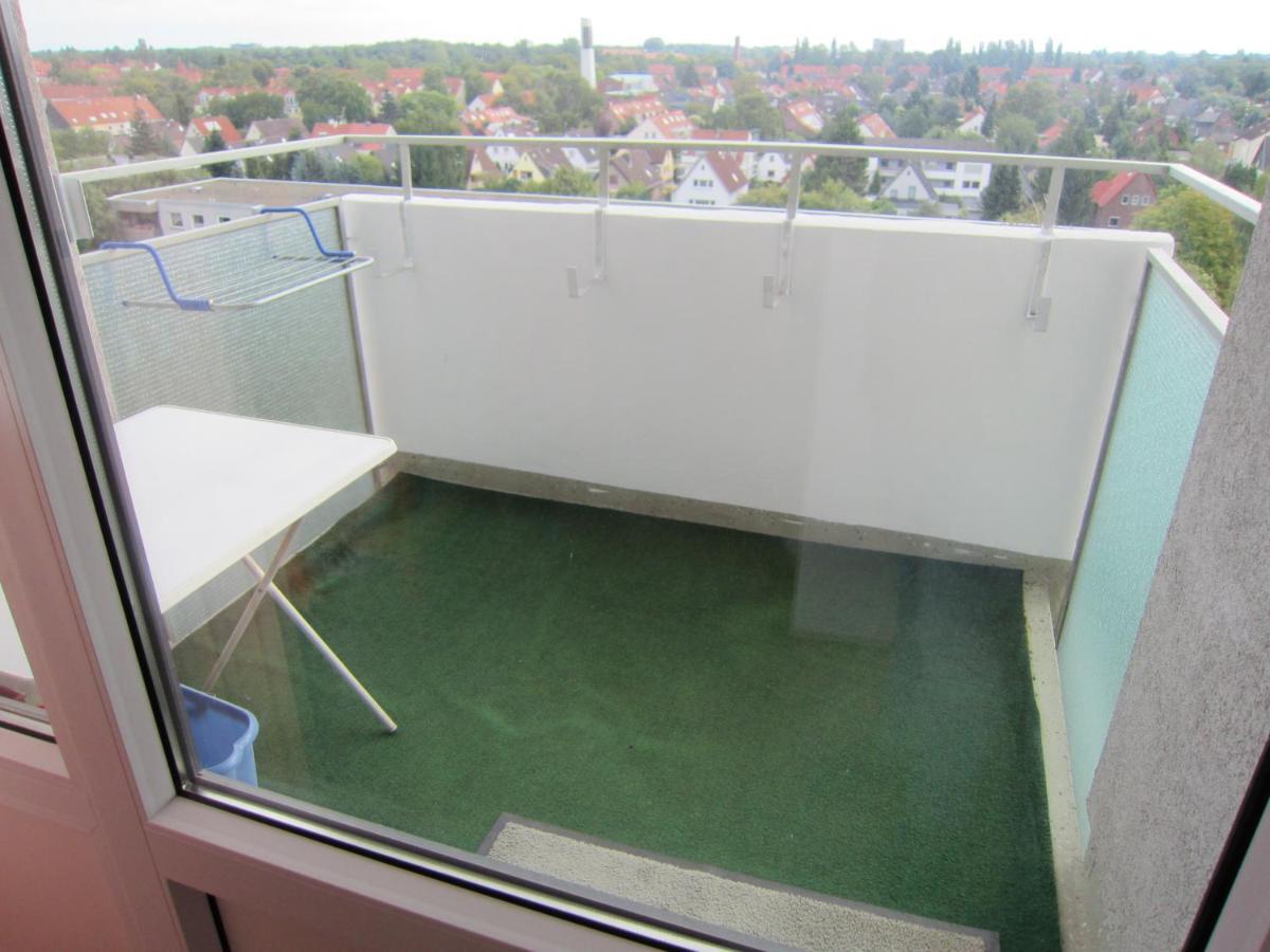 Private Apartment Near Fair Ground Hannover Exterior foto